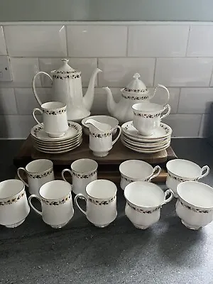 Buy Royal Kent Fine Bone China Tea & Coffee Set Golden Glory Pattern - 27 Pieces • 40£
