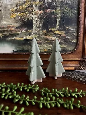 Buy Handmade Speckled White Stoneware Christmas Tree Statues • 28.46£