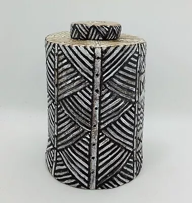 Buy Zeba Arte Round Black Clay Pot With Ethnic Sgraffito Design • 40£