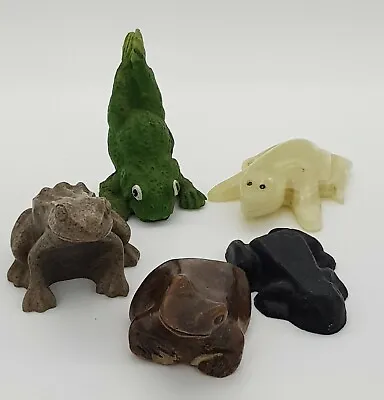 Buy An Army Of Mixed Frogs Figurines • 30£