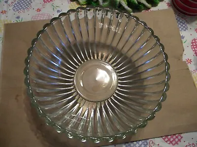 Buy Vintage Round Glass Bowl • 28.77£