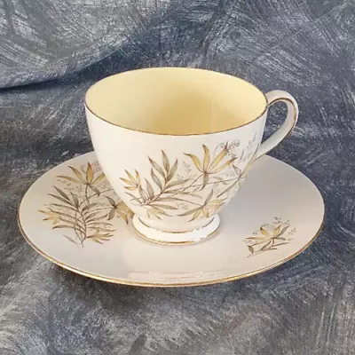 Buy TUSCAN CHINA — BLUSH LILY — D1811 — 1950s — TEA CUP & SAUCER — YELLOW — OIL • 14.50£