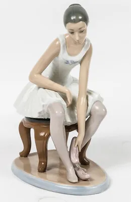 Buy Lladro NAO Figurine Elegant Ballet Ballerina Seated Putting On Slippers • 303.66£