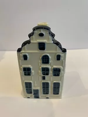 Buy KLM Bols Blue Delft Miniature House - Number. 84. Empty. • 10£