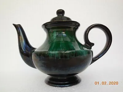 Buy Canadian Blue Mountain Pottery Teapot • 25£