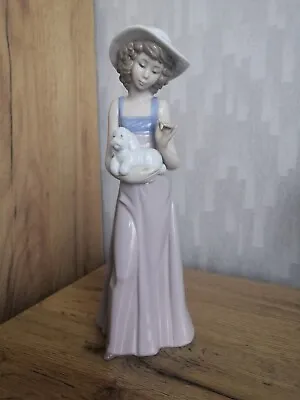 Buy NAO Lladro   Dama Con Caniche Girl Holding Dog   Figurine • 25.99£