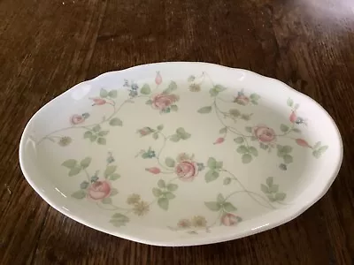 Buy WEDGWOOD FLUTED ROSEHIP  OVAL TRINKET TRAY 24cm EX COND • 4£