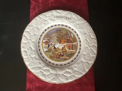 Buy Decorative Coalport Bone China Plate Christmas 1977 Series  Dangerous Skating  • 0.99£