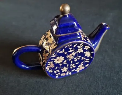 Buy Old Tupton Ware Cobalt Blue And Gold Miniature Round Teapot With Square Lid  • 12.95£