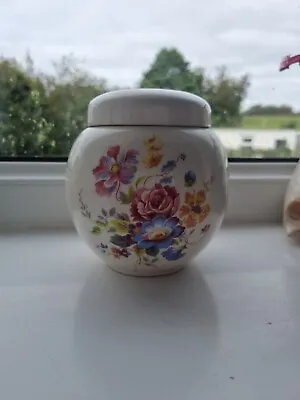 Buy  Vintage Sadler Ginger Jar With A Lid.  Rose Floral Design . • 20£