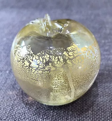 Buy Vintage Isle Of Wight Gold & Glass Hand Made Apple Stunning Paperweight  • 12.50£