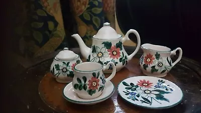 Buy Griselda Hill Wemyss Pottery Rare Miniature Floral Tea Set • 150£