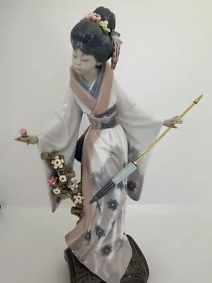 Buy Lladro Teruko Japanese Lady Geisha With Flowers & Parasol #1451 10 3/4  MINT • 355.38£