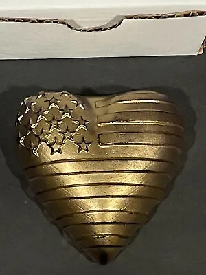 Buy Robin Lehman USA Flag Heart Gold Pink Art Glass Paperweight • 66.23£