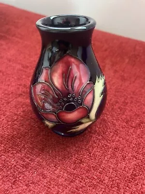 Buy MOORCROFT POTTERY    VASE IN THE ROSE DESIGN Pre-owned • 89£