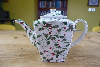 Buy Vintage Arthur Wood Pottery Holly & Berries Teapot • 9£