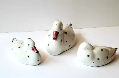 Buy Porcelain Duck Set Of Three Rye Pottery Hen & Ducklings Made In England Figurine • 105.27£
