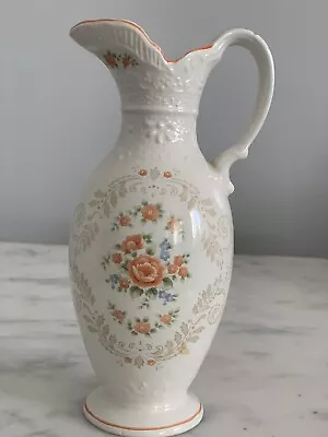Buy New Lovely Vase • 8.99£