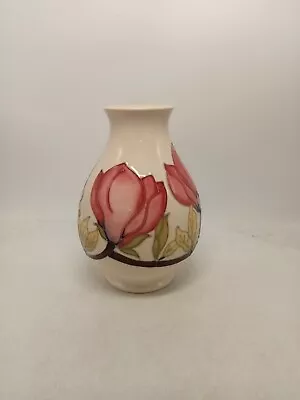 Buy Stunning Moorcroft Vase 'Magnolia' On White Made In England! • 165£