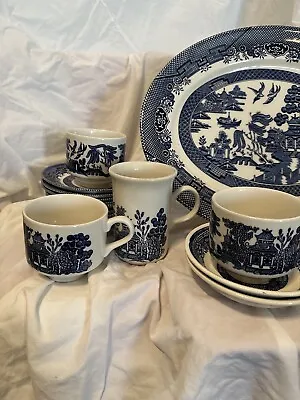 Buy Vintage Churchill Blue Willow Set 24 Pieces • 154.73£