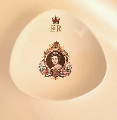 Buy Queen Elizabeth II Silver Jubilee 6  Trinket Dish Eastgate Withernsea Pottery • 17.95£
