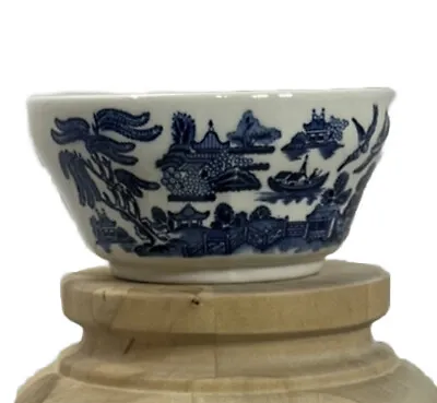 Buy Vintage Churchill Blue Willow China Small Sugar Bowl 4-inch Diameter / Birds • 12.34£