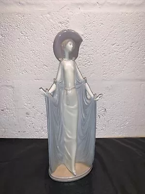 Buy Lladro Figurine AFTERNOON TEA Elegant Lady 1428 Gloss Finish Excellent Condition • 99.99£