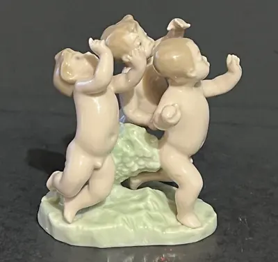 Buy Retired Lladro Porcelain Figurine  Playing Tag  #5804 • 56.82£