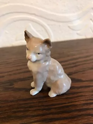 Buy Lladro  Miniature Cat  #5308 Figurine Retired - Rare • 18£