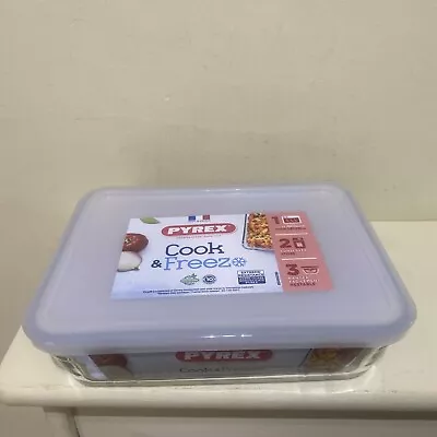 Buy Pyrex Cook & Freeze Food Storage Serving Dish With Plastic Lid 1.5 L • 13.99£