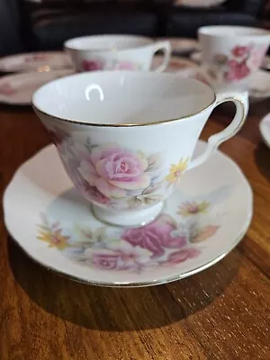 Buy Queen Anne Roses Tea Set Patt 8517 • 25£