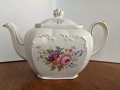 Buy Vintage Windsor Teapot Floral With Gold Trim Made In England#2047 Or 2049 • 24.92£