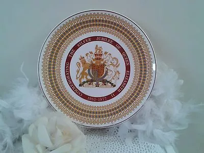Buy Large Display Plate With Box, Silver Jubilee Plate, Wedgwood Commemorative Plate • 50£