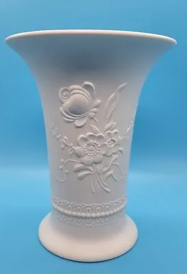Buy Vintage Kaiser Porcelain Vase. Height 15cms. Excellent Condition. • 25£