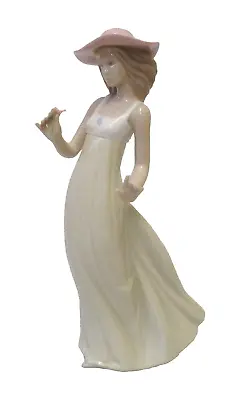 Buy Tall Lladro Nao Figure Of Girl With Flower • 39.99£