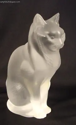 Buy Cat Figurine - Lalique  Chat  A Large Cat In Clear / Frosted Crystal Sitting Cat • 695£
