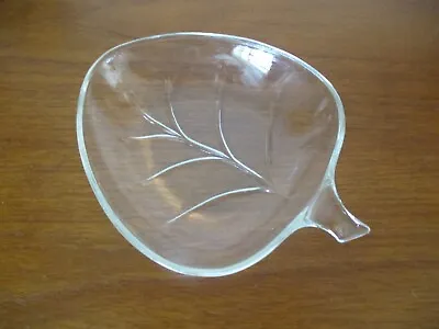 Buy Clear Art Glass Leaf Shaped Snack Serving Dish • 5£