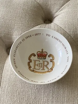 Buy Queen Anne - Bone China - Small Dish - Silver Jubilee Of H.m. Queen Elizabeth Ii • 4£