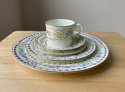 Buy Vintage ROYAL WORCESTER TRIANON 5 Piece Place Setting - England - EUC • 47.44£