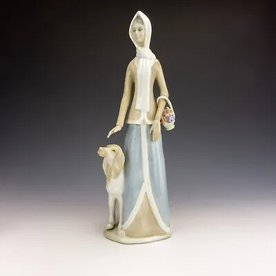 Buy Tengra Spanish Porcelain - Lladro Style Lady & Spaniel Dog Figurine • 14.99£