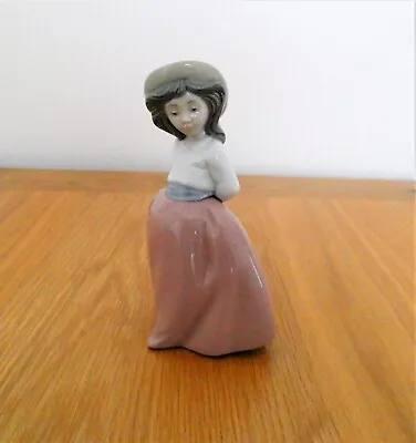 Buy NAO BY LLADRO 1291 Little Girl On Placid Walk Figurine Retired 2004 • 8.99£