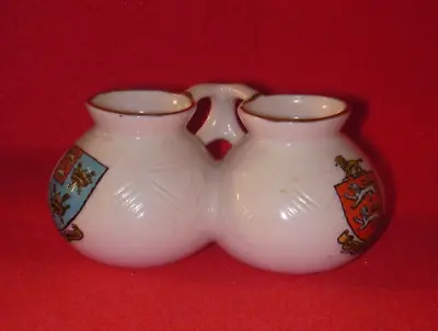 Buy GOSS Crested China Maltese Twin Vase Hunstanton St Edmunds • 11.99£