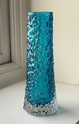 Buy Whitefriars Glass Kingfisher Blue Flared Finger Vase • 44£