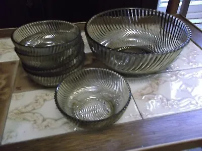 Buy French Glass Fruit Serving Bowl & 5 Small Dessert Bowls • 6.99£