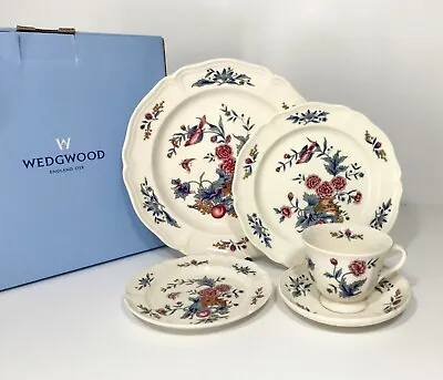 Buy Wedgwood Williamsburg Potpourri Queen’s Ware Floral Nk510 5 Pcs Place Setting   • 82.04£