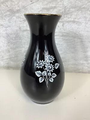 Buy Wade Vase - Black With White Design • 4.99£