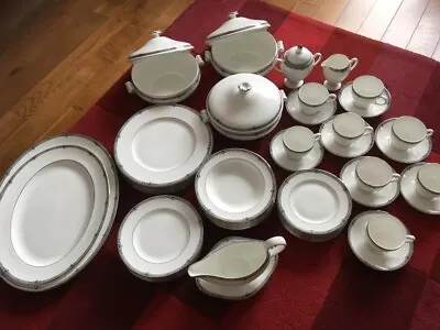 Buy Wedgwood Amherst Dinnerware Set - Great Condition • 680£