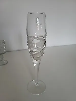 Buy Single Edinburgh Crystal Champagne Flute. 10 Inches High • 5£