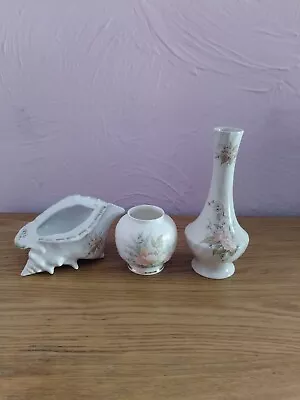 Buy Porcelain Pottery • 12£