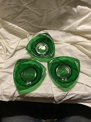 Buy Vintage MCM ANCHOR HOCKING Emerald Green Triangle Ribbed Glass Bowl 6in Set Of 3 • 19.21£